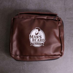 Photo couverture Trousse de voyage en simili cuir